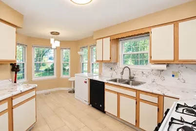 4440 Castlebar Lane, Hanover Park, IL 60133 - Photo 11