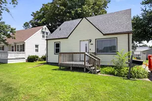 916 N Sangamon Ave, Gibson City, IL 60936 - Photo 3