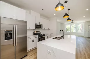 544 N Lawndale Ave, Chicago, IL 60624 - Photo 3