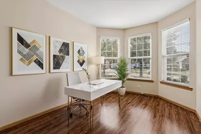 [Address not provided], Carol Stream, IL 60188 - Photo 11