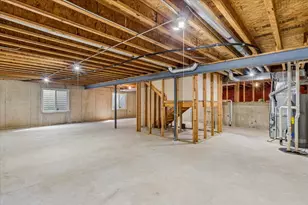 350 Woodhill Dr, Carol Stream, IL 60188 - Photo 21