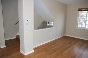 2226 Daybreak Dr, Aurora, IL 60503 - Photo 7