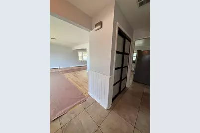 913 E 169th Street, South Holland, IL 60473 - Photo 13