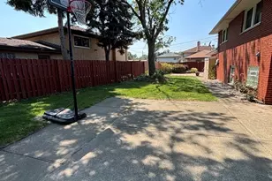913 E 169th St, South Holland, IL 60473 - Photo 41