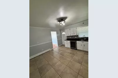 913 E 169th Street, South Holland, IL 60473 - Photo 17