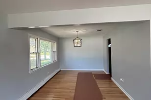 913 E 169th St, South Holland, IL 60473 - Photo 5