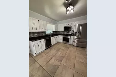 913 E 169th Street, South Holland, IL 60473 - Photo 7