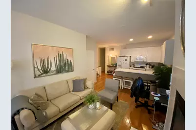 3033 N Racine Avenue #1, Chicago, IL 60657 - Photo 3