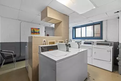 541 W Oakdale Avenue #413, Chicago, IL 60657 - Photo 9