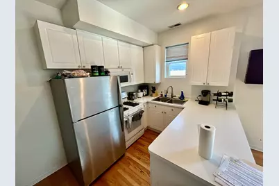 3033 N Racine Avenue #3, Chicago, IL 60657 - Photo 7