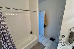 3033 N Racine Ave, Chicago, IL 60657 - Photo 13