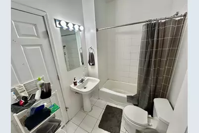 3033 N Racine Avenue #3, Chicago, IL 60657 - Photo 17