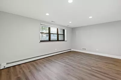 541 W Oakdale Avenue #102, Chicago, IL 60657 - Photo 9