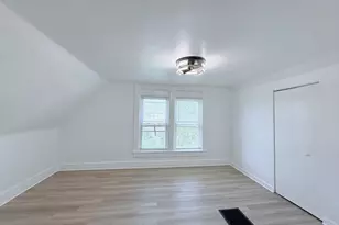 706 W 81st St, Chicago, IL 60620 - Photo 15
