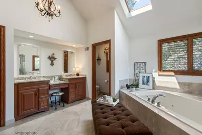 946 E Krista Court, Palatine, IL 60074 - Photo 25