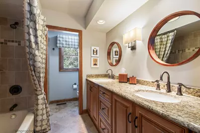 946 E Krista Court, Palatine, IL 60074 - Photo 31