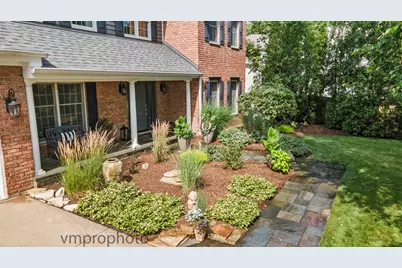946 E Krista Court, Palatine, IL 60074 - Photo 3