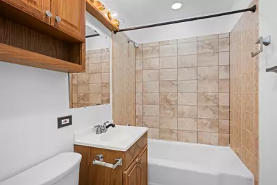 413 N Drury Lane, Arlington Heights, IL 60004 - Photo 7