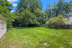 413 N Drury Ln, Arlington Heights, IL 60004 - Photo 17