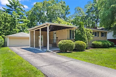 413 N Drury Lane, Arlington Heights, IL 60004 - Photo 1