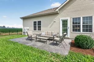366 Millbridge Dr, Sycamore, IL 60178 - Photo 37