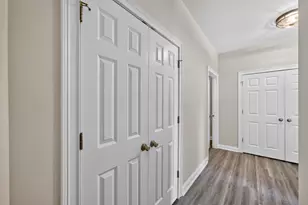 366 Millbridge Dr, Sycamore, IL 60178 - Photo 5