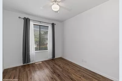 415 Tyler Court #415, Vernon Hills, IL 60061 - Photo 9