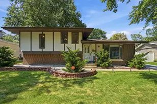 2816 188th St, Lansing, IL 60438 - Photo 1