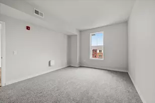 302 Miller Dr, North Aurora, IL 60542 - Photo 13