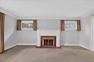 732 John St, Rockford, IL 61103 - Photo 9