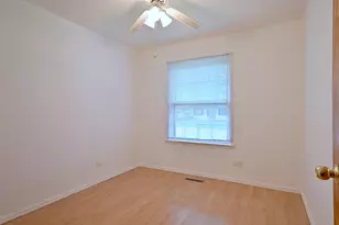 1675 Evergreen Ave, Hanover Park, IL 60133 - Photo 17