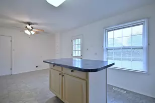1675 Evergreen Ave, Hanover Park, IL 60133 - Photo 11