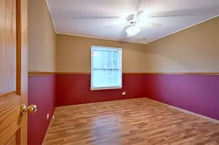 1675 Evergreen Ave, Hanover Park, IL 60133 - Photo 13