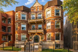 4518 S King Dr, Chicago, IL 60653 - Photo 1