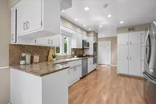 3131 Central Ave, Wilmette, IL 60091 - Photo 7