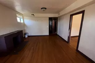 5920 S Calumet Ave, Chicago, IL 60637 - Photo 3