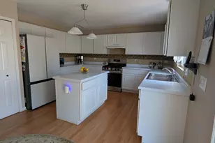 11025 Fairbluff Ave, Huntley, IL 60142 - Photo 11