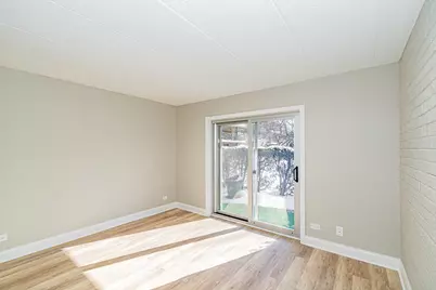 3851 N Parkway Drive #1I, Northbrook, IL 60062 - Photo 9