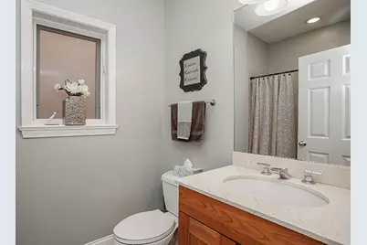 3836 N Janssen Avenue #2, Chicago, IL 60613 - Photo 13