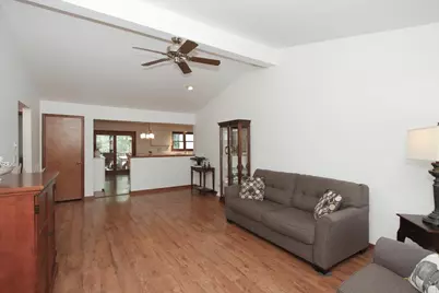1985 Sandy Creek Drive #1985, Elgin, IL 60123 - Photo 5