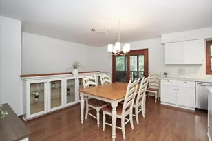 1985 Sandy Creek Dr, Elgin, IL 60123 - Photo 11
