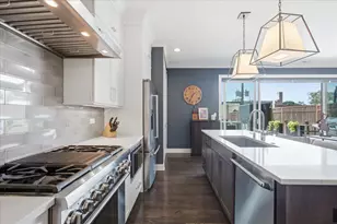 5820 N Clark St, Chicago, IL 60660 - Photo 11