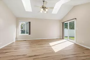 798 Stanford Ln, Carol Stream, IL 60188 - Photo 15