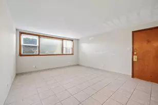 8440 W 95th St, Hickory Hills, IL 60457 - Photo 3