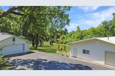 3205 N Il Route 23 Highway, Marengo, IL 60152 - Photo 35