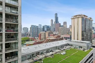 40 E 9th St, Chicago, IL 60605 - Photo 17