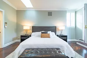 111 W Elm St, Chicago, IL 60610 - Photo 23
