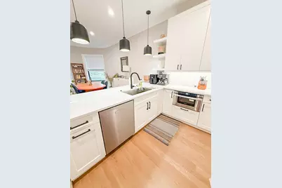 2244 N Kenmore Avenue #2S, Chicago, IL 60614 - Photo 5