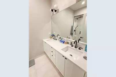 2244 N Kenmore Avenue #2S, Chicago, IL 60614 - Photo 17