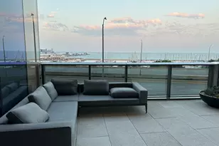 211 N Harbor Dr, Chicago, IL 60601 - Photo 11